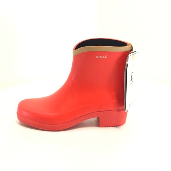 NWT Aigle "Miss Juliette Bottillon" Rain Booties in Cerise Tea - Picture 4 of 8